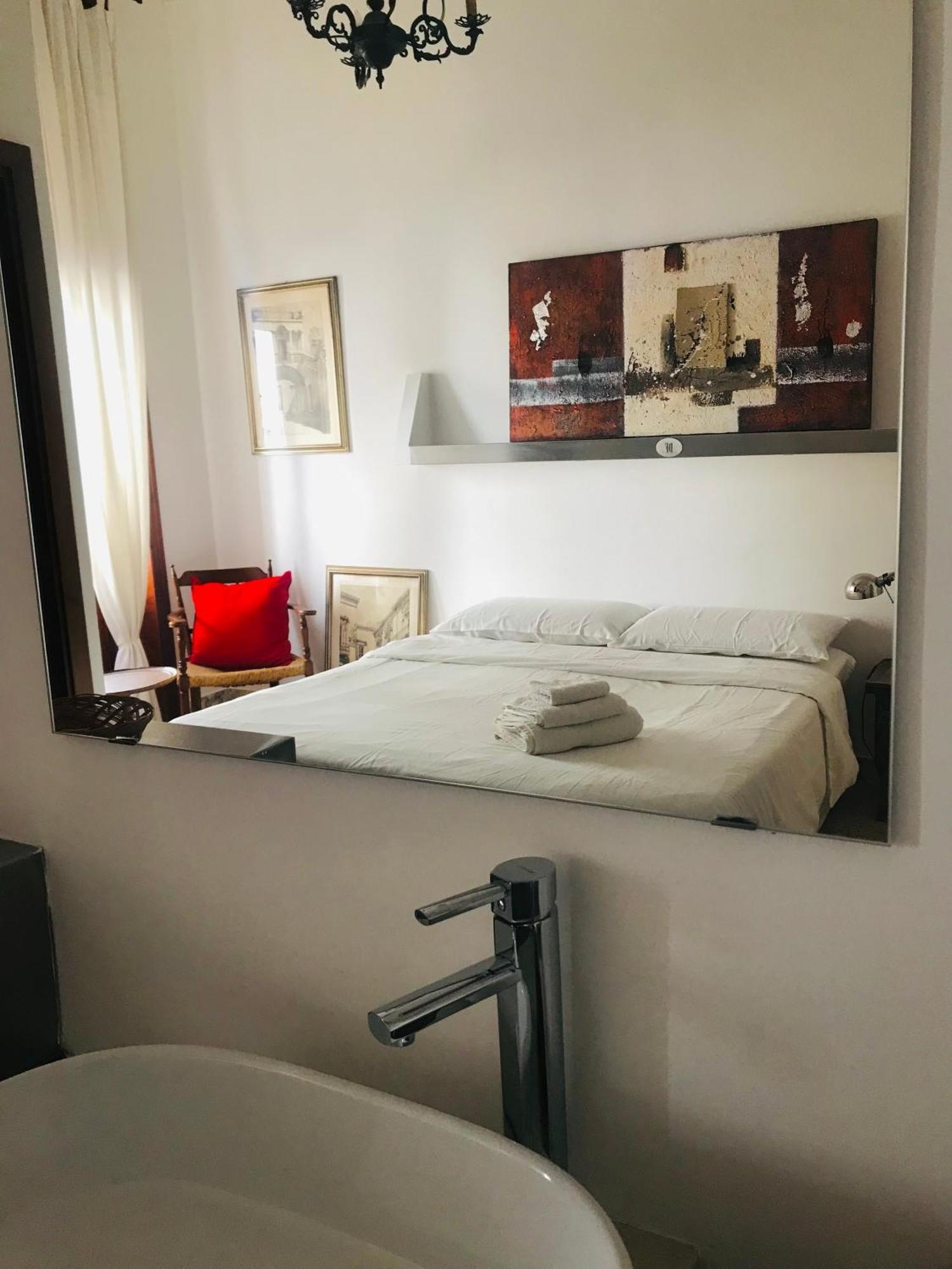 Donna Franca Bed & Breakfast Lecce Eksteriør bilde